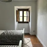 Casa De Piedra Y Lombera *