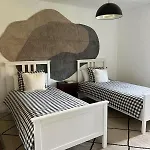 Сasa de vacaciones Casa De Piedra Y Lombera Limpias