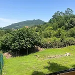 Сasa de vacaciones Casa De Piedra Y Lombera Limpias