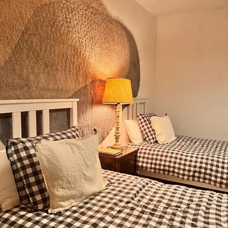 Дом отдыха Casa De Piedra Y Lombera *