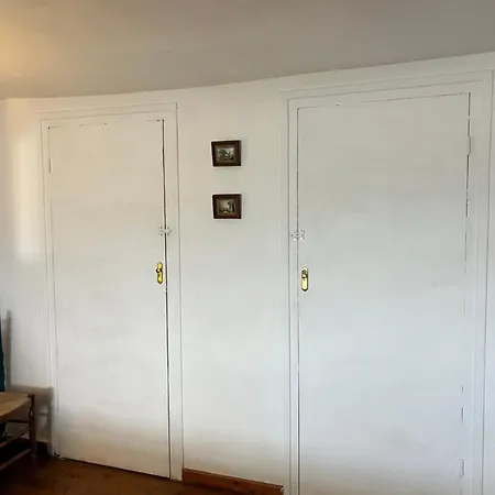 Casa De Piedra Y Lombera * לימפיאס