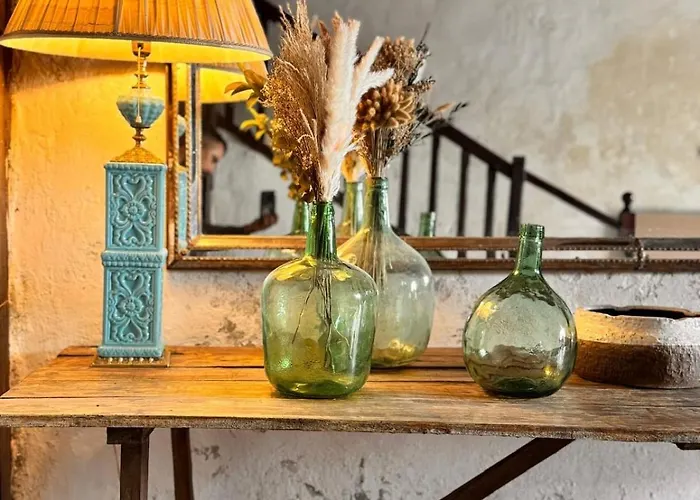 Casa De Piedra Y Lombera