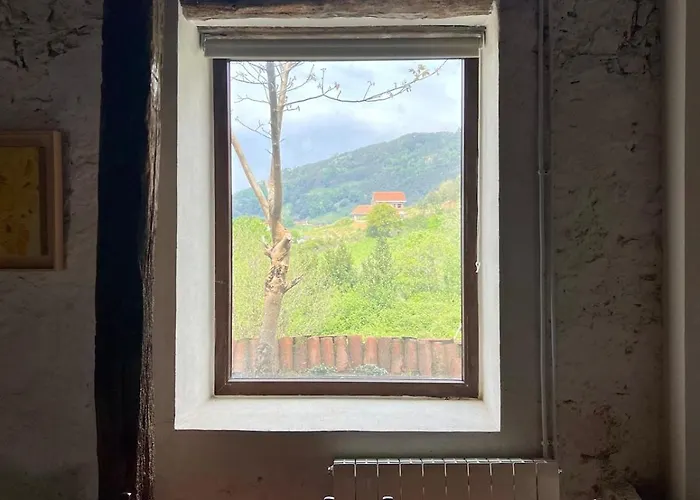 בית נופש Casa De Piedra Y Lombera *