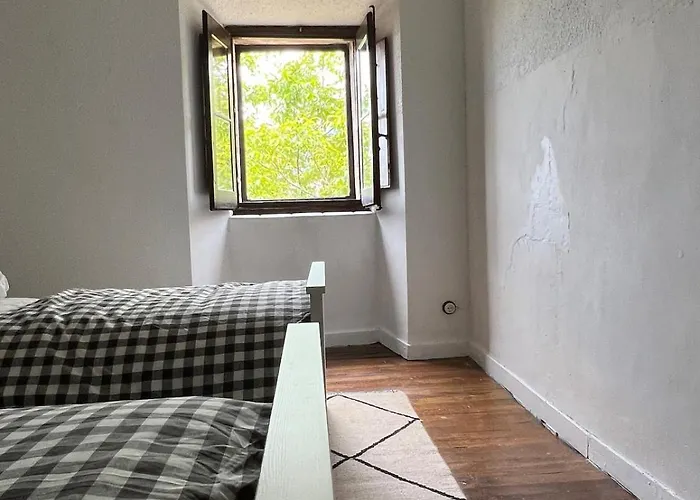 Casa De Piedra Y Lombera 펜션