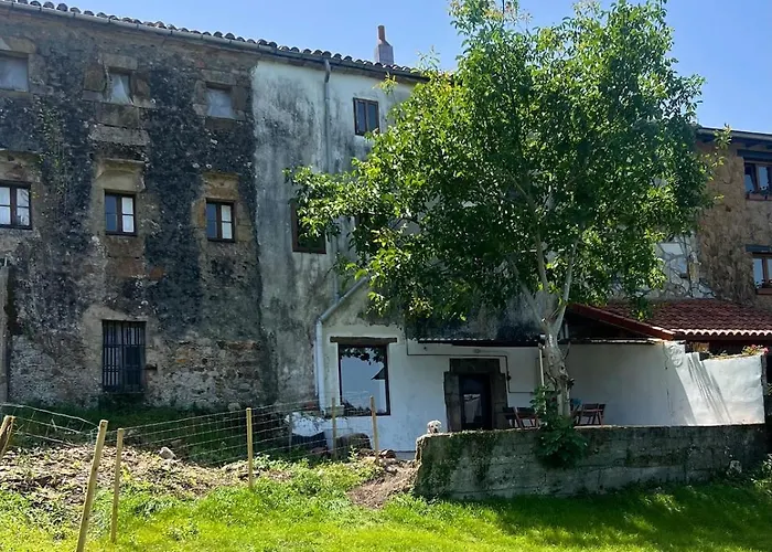 Holiday home Casa De Piedra Y Lombera