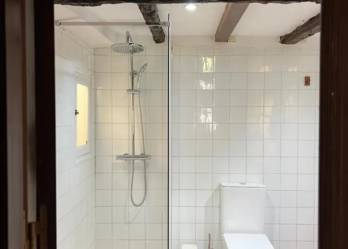 Casa De Piedra Y Lombera Holiday home *