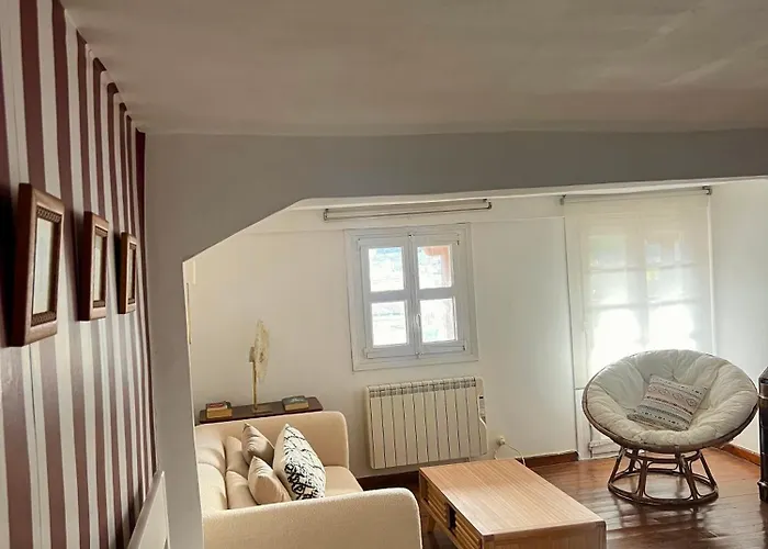 Casa De Piedra Y Lombera 펜션 림피아스